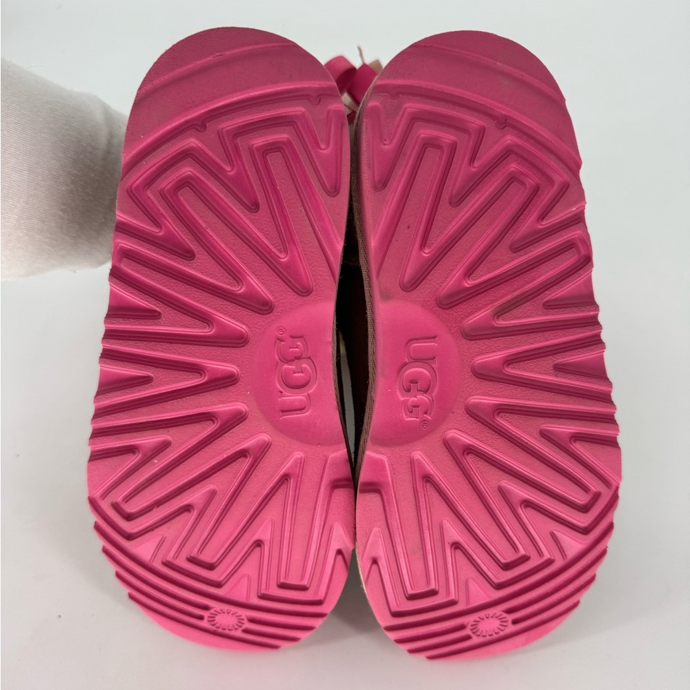 UGG Kids Brown Suede Boots with Pink Soles and Bows - Picture 6 of 7
